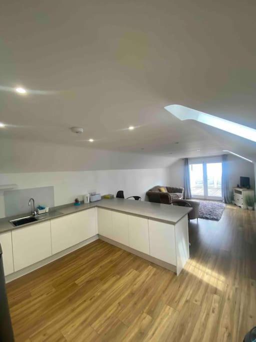 Truro City Escape Экстерьер фото